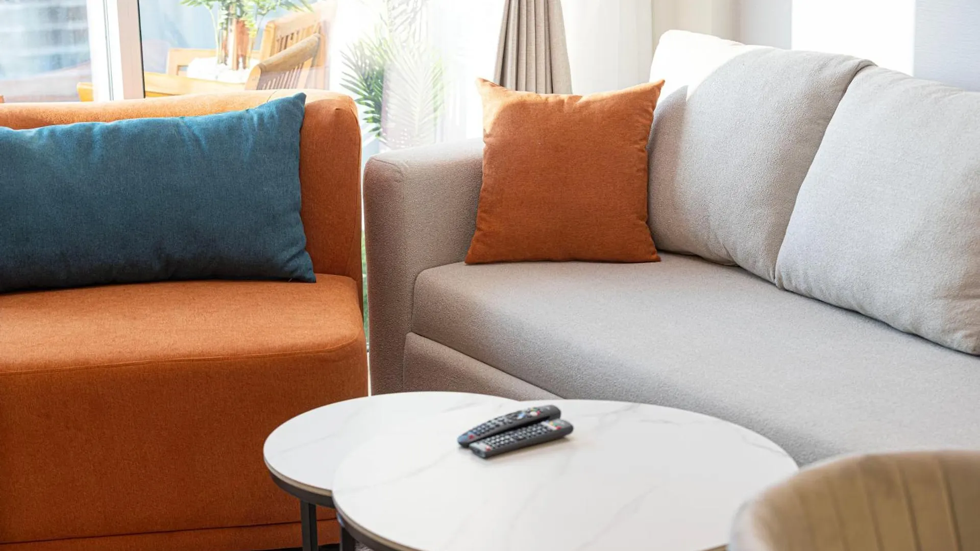 Exclusive 1-Bedroom Apartment With Breathtaking Burj Khalifa Views In The Heart Of Dubaj