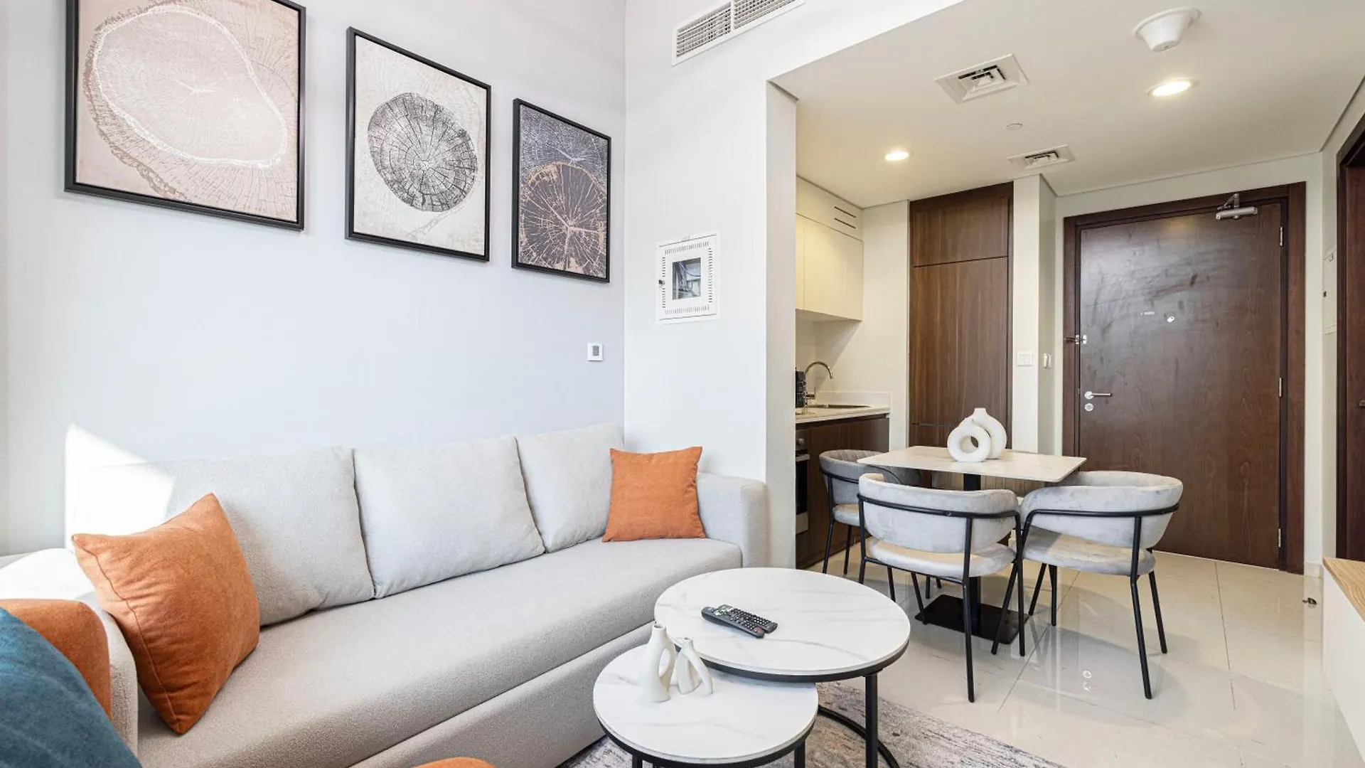 Exclusive 1-Bedroom Apartment With Breathtaking Burj Khalifa Views In The Heart Of Dubaj 0*,